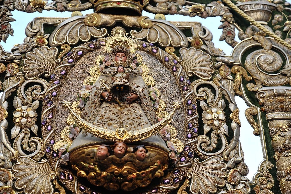 Galería del traslado del Simpecado del Rocío de Triana