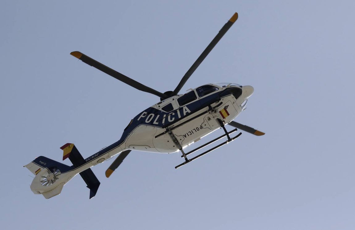 Espectacular exhibición de las unidades especiales de la Policía Nacional