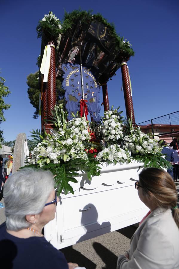 El Rocío 2018 en imágenes: Salida de la Hermandad Castrense de Sevilla