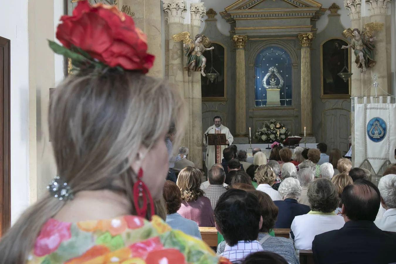 La misa y traslado del estandarte de la Virgen de la Salud de Córdoba, en imágenes