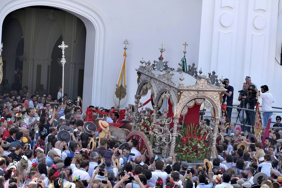 Emoción desbordada en la presentación de las hermandades del Rocío 2018