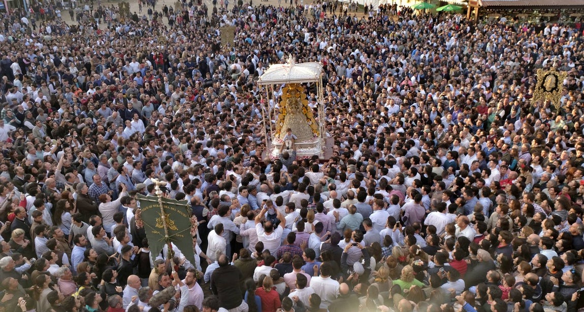 El Rocío 2018: La procesión de la Virgen, en imágenes