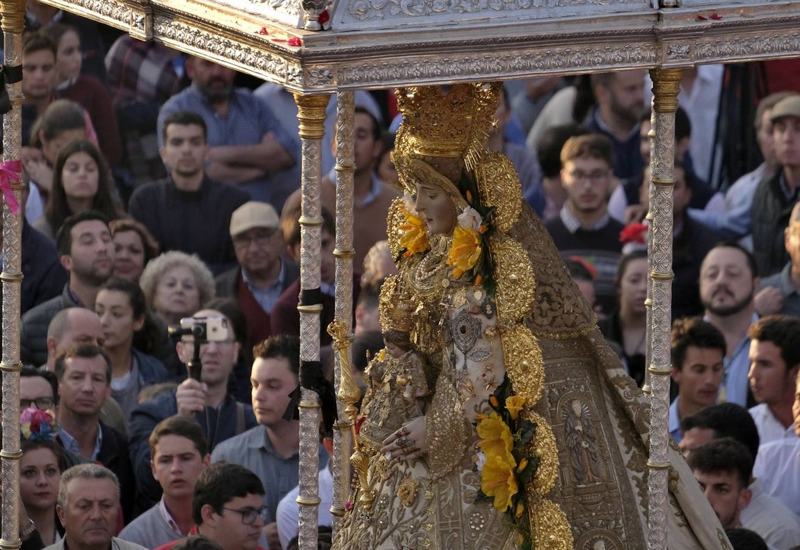 El Rocío 2018: La procesión de la Virgen, en imágenes