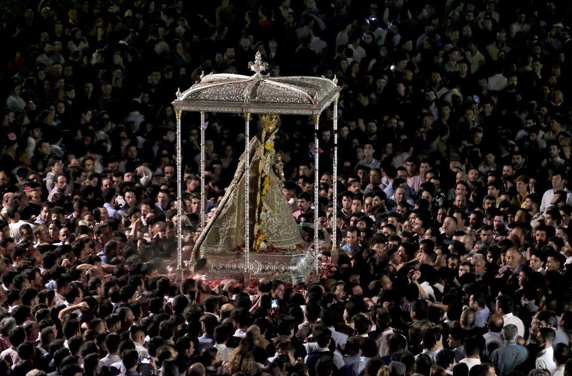 El Rocío 2018: La procesión de la Virgen, en imágenes