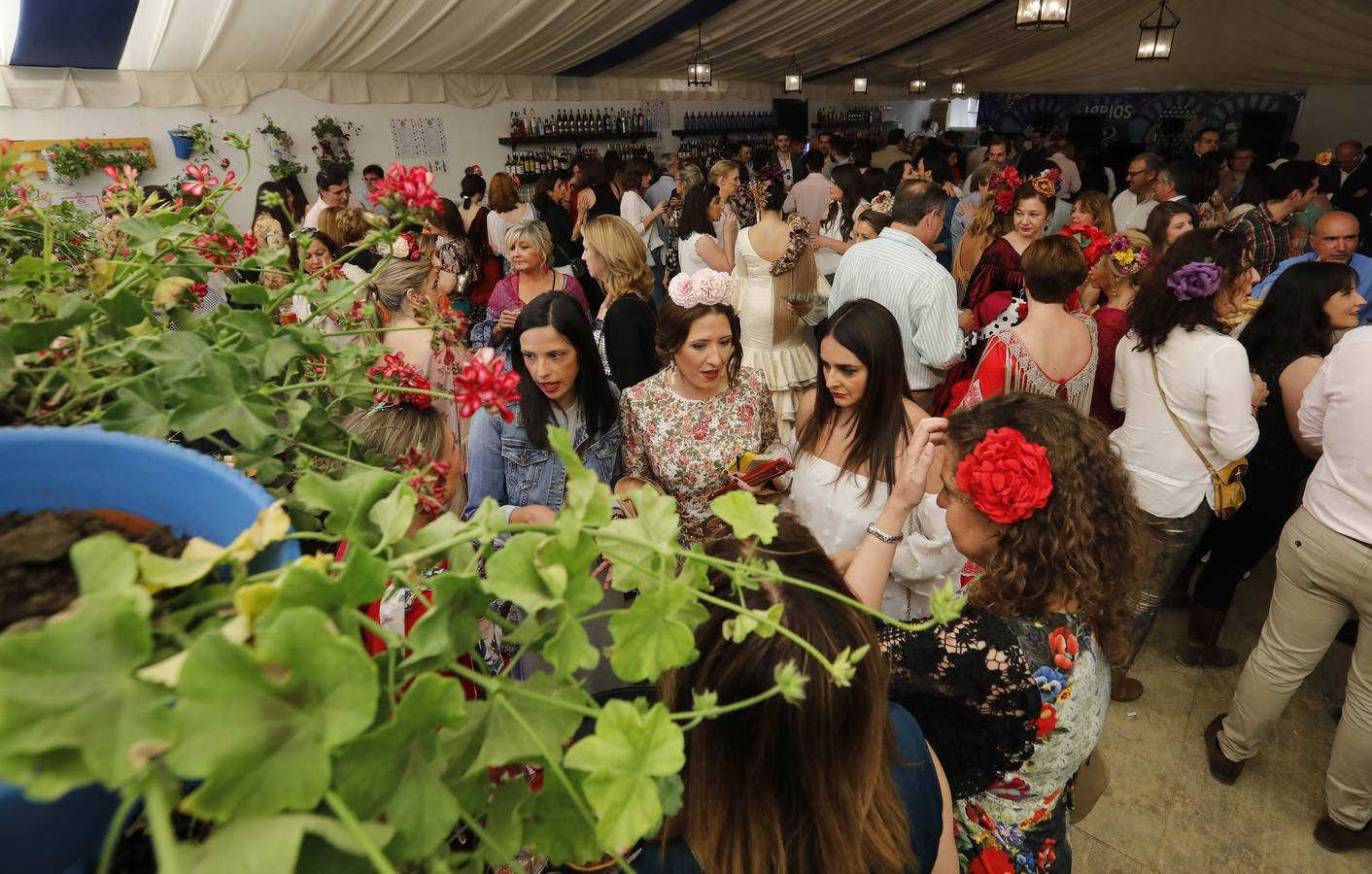 En imágenes, el ambiente en las casetas de la Feria de Córdoba 2018