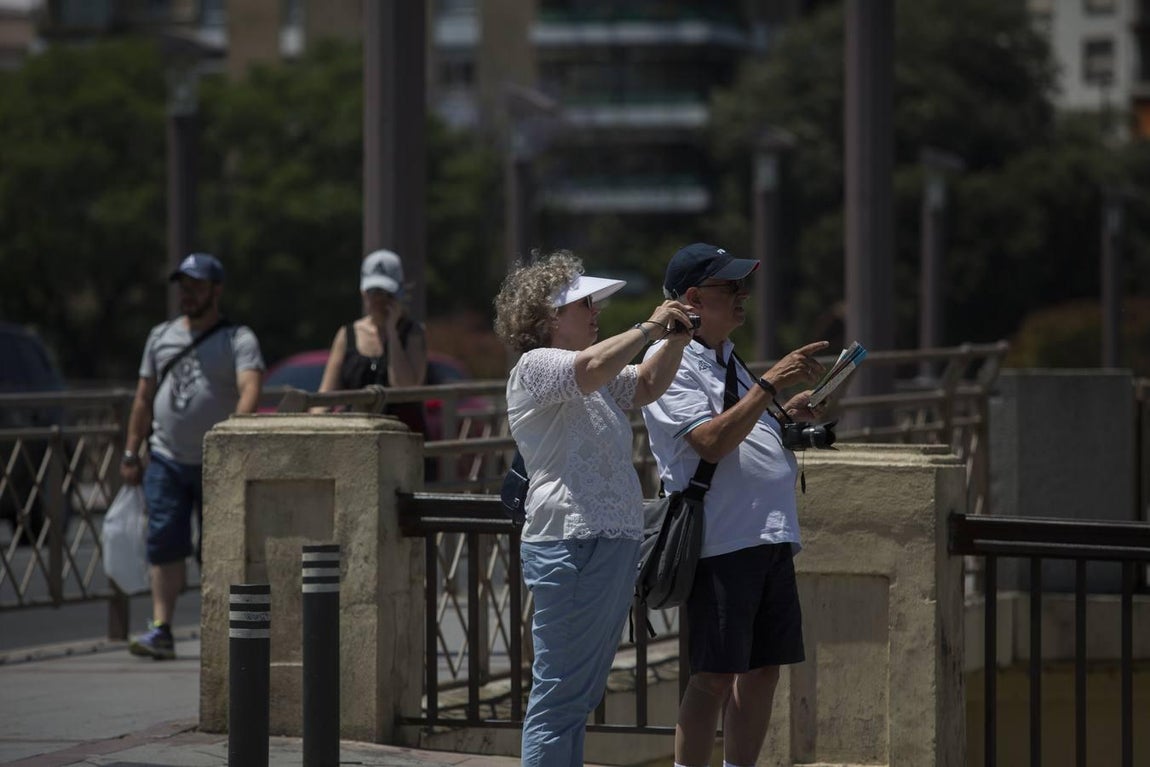 La calor llega a Sevilla
