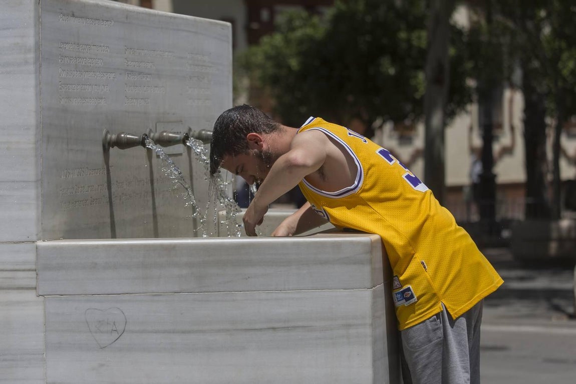La calor llega a Sevilla