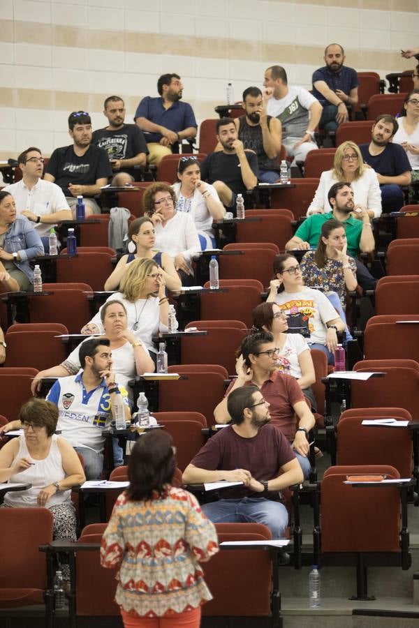 Las oposiciones a Secundaria en Córdoba, en imágenes