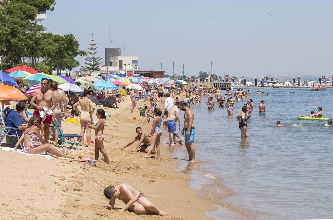 Lleno absoluto en las distintas playas de Huelva