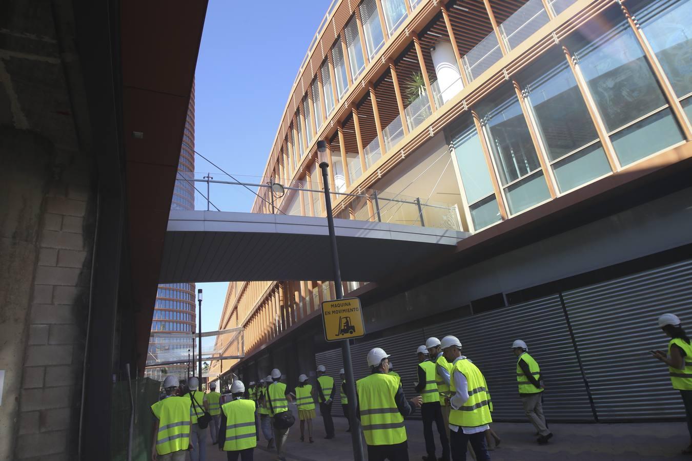 El centro comercial de Torre Sevilla inicia la cuenta atrás