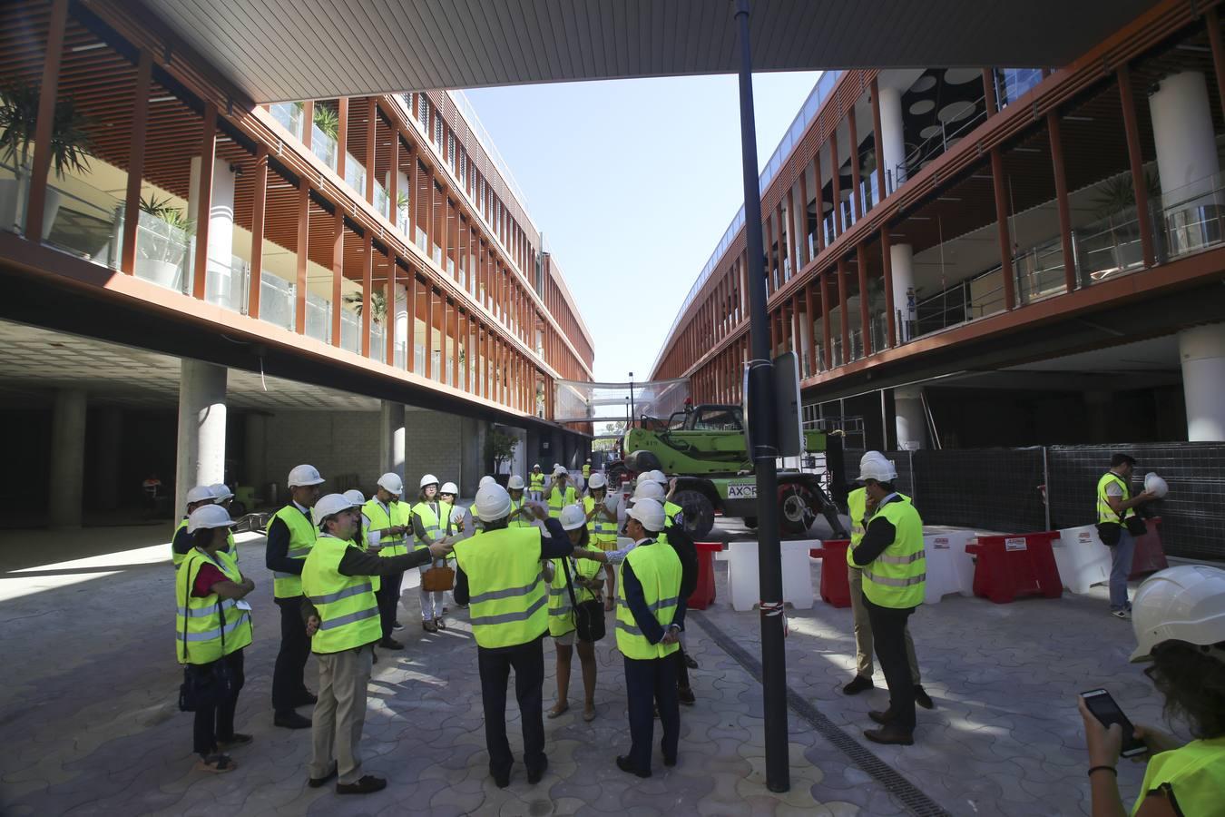 El centro comercial de Torre Sevilla inicia la cuenta atrás