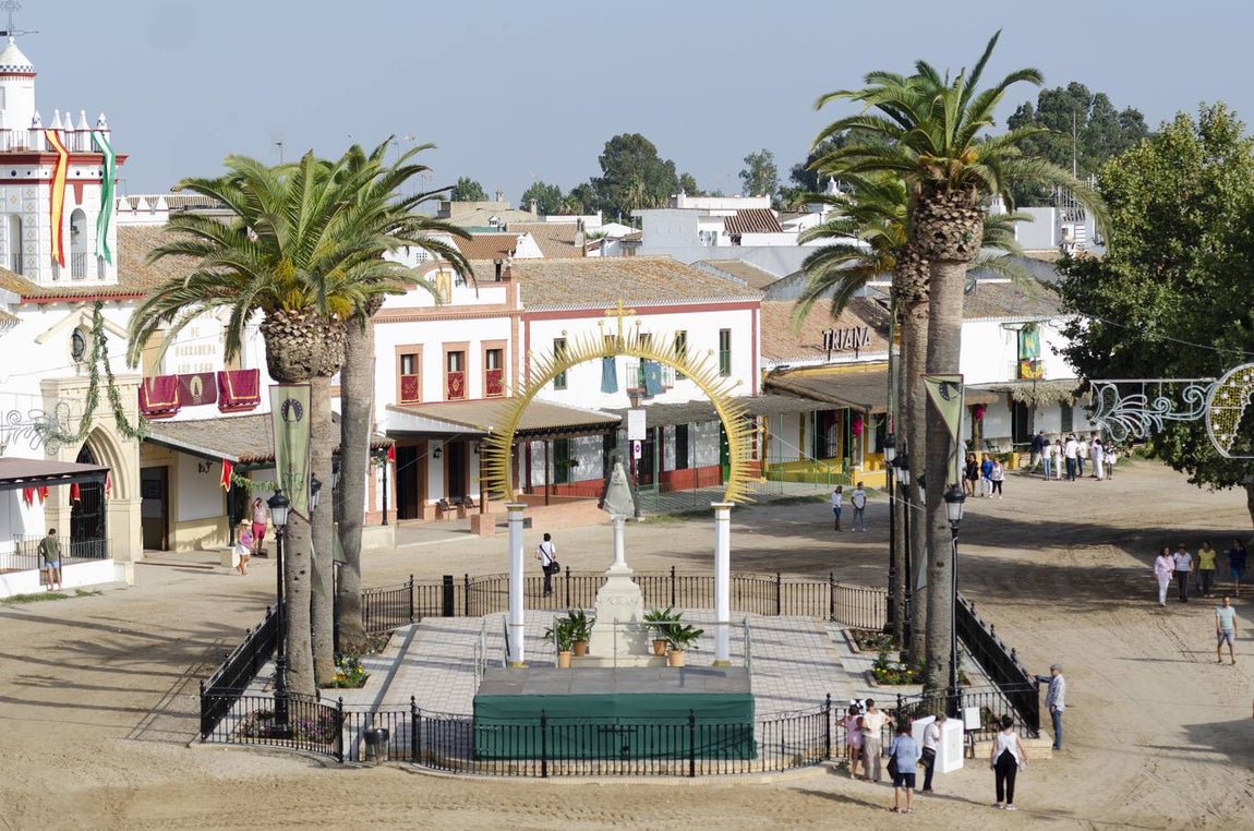 Así se vive en el Rocío el ambiente previo a la salida de &#039;La Pastora&#039;