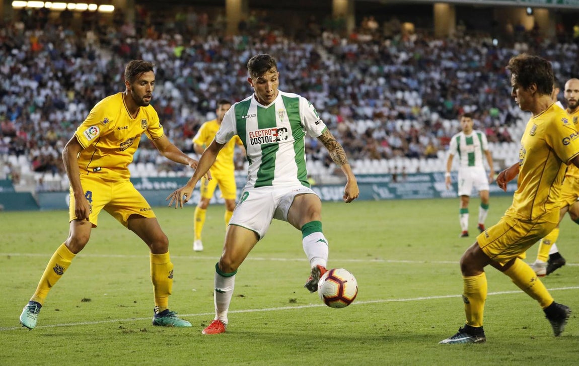 Las mejores jugadas del Córdoba-Alcorcón, en imágenes