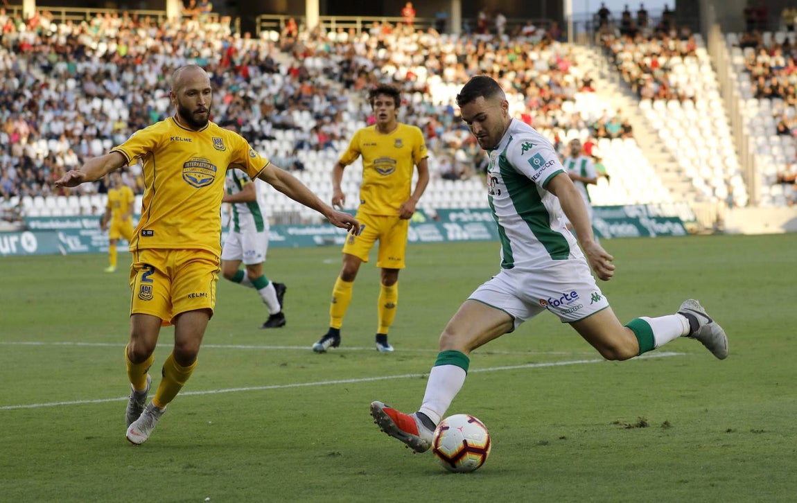 Las mejores jugadas del Córdoba-Alcorcón, en imágenes