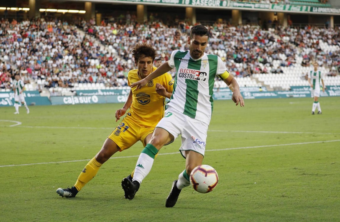 Las mejores jugadas del Córdoba-Alcorcón, en imágenes