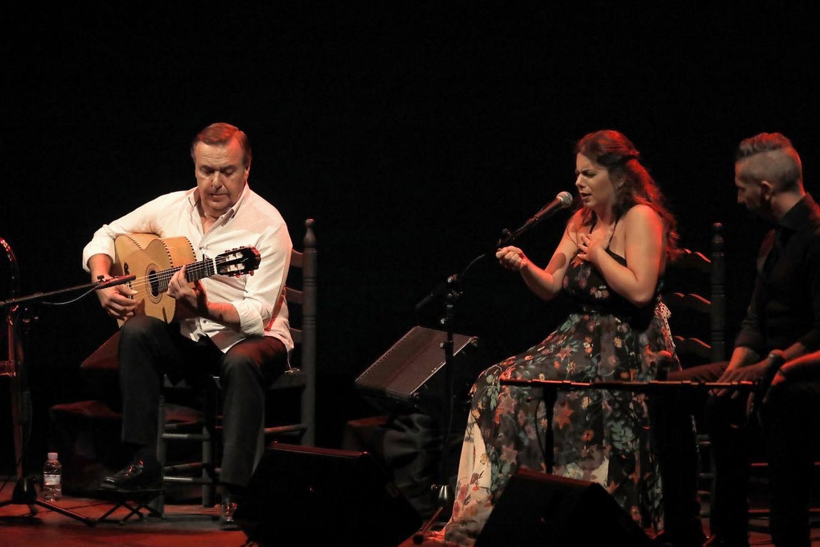 El Niño de Pura y Manolo Franco triunfan en la Bienal de Flamenco de Sevilla