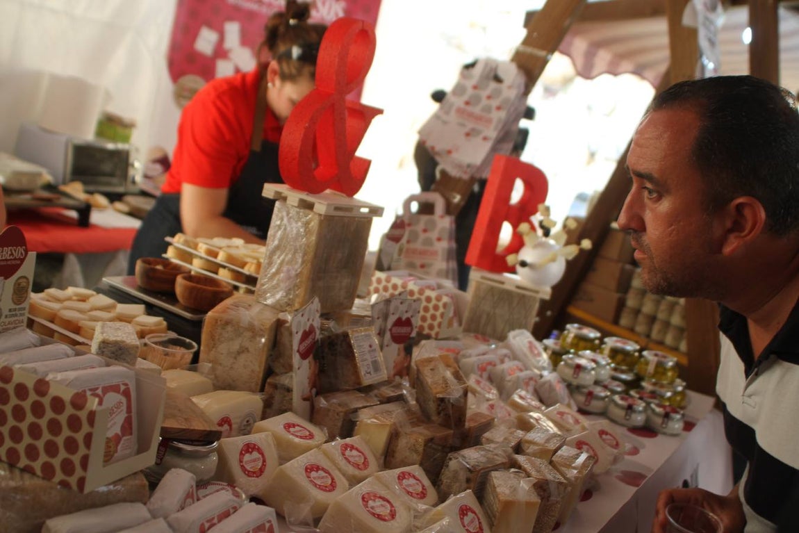 El arranque de la Fiesta del Queso de Zuheros, en imágenes