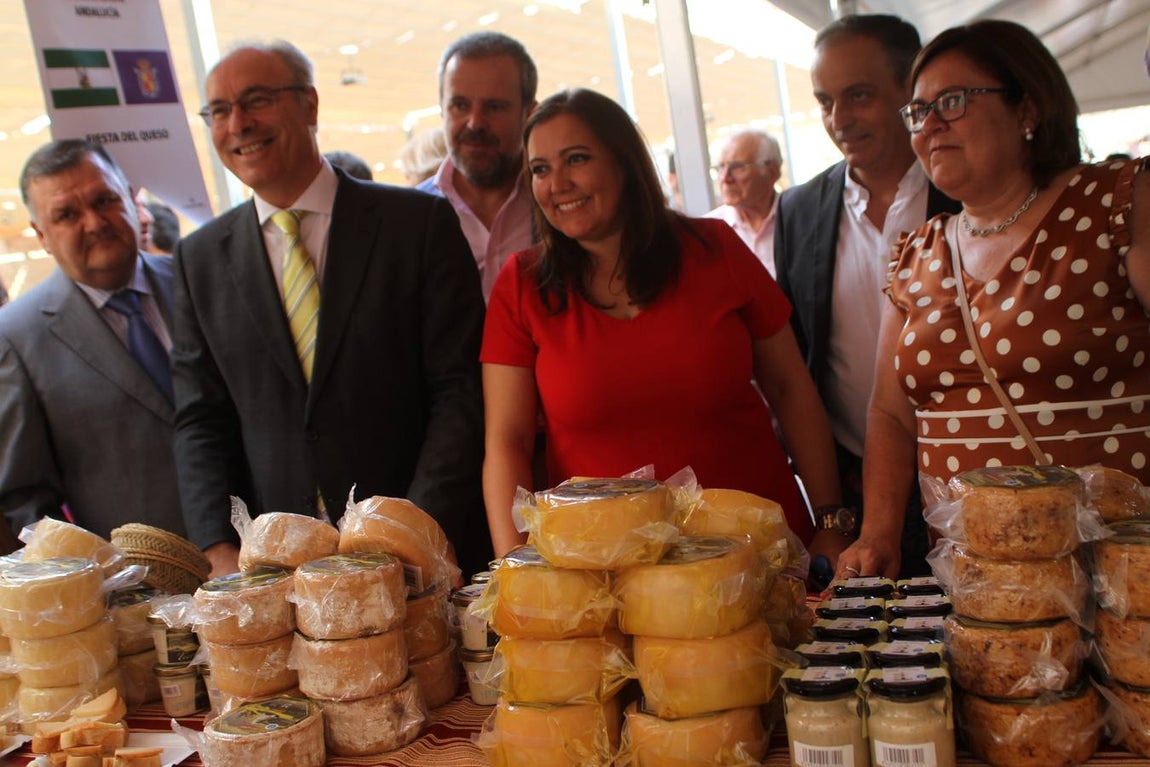 El arranque de la Fiesta del Queso de Zuheros, en imágenes