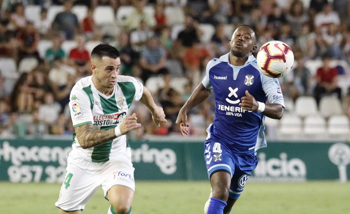 Las mejores jugadas del Córdoba-Tenerife, en imágenes