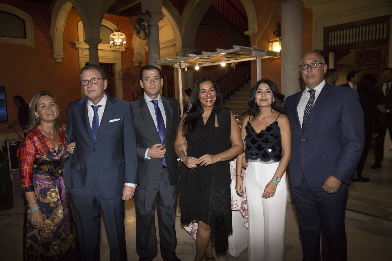Marga Grau, Cesáreo Villamarín, Paco Benítez, Valle Justo, Manuela García y Antonio Salazar