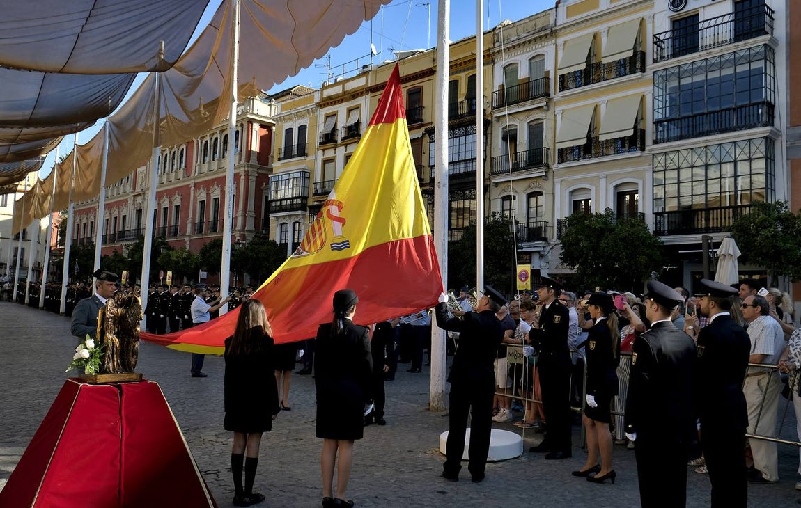 La Policía Nacional celebra su día en la Plaza de San Francisco