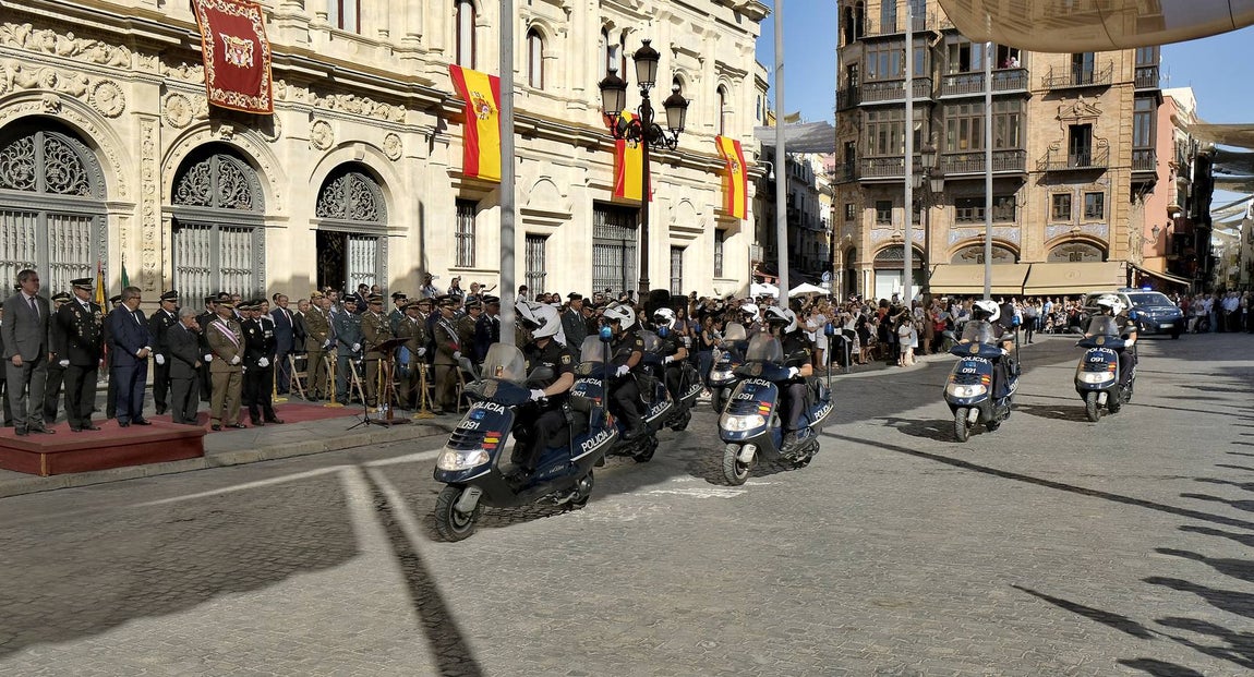 La Policía Nacional celebra su día en la Plaza de San Francisco