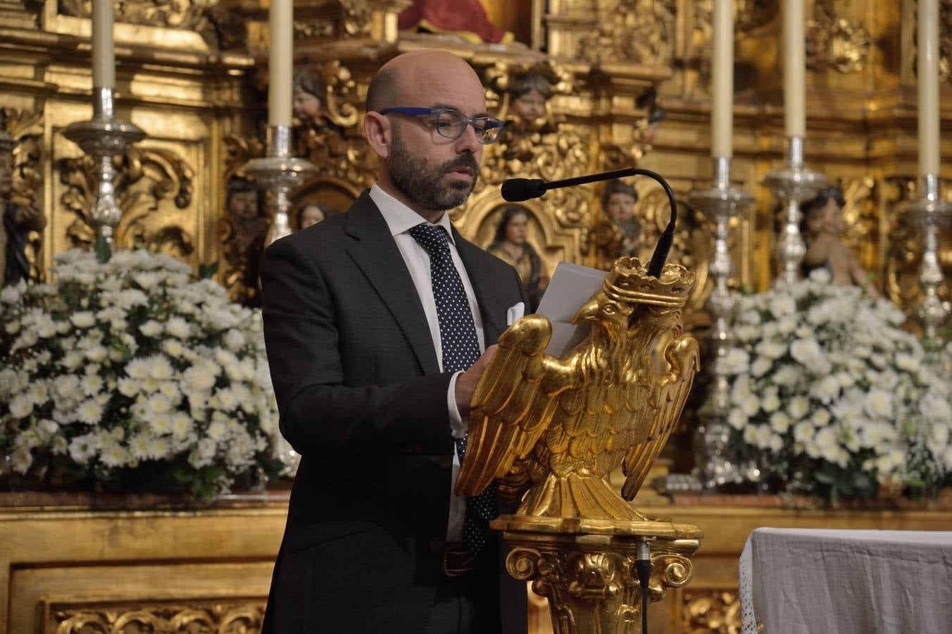 Galería de la presentación de la papeleta de sitio extraordinaria de la Esperanza de Triana