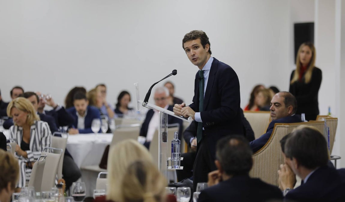 La visita de Pablo Casado a Córdoba, en imágenes
