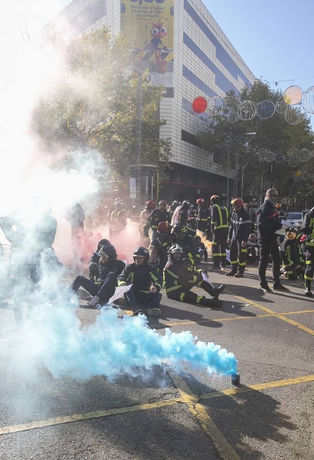 La protesta de los bomberos del Consorcio de Córdoba, en imágenes