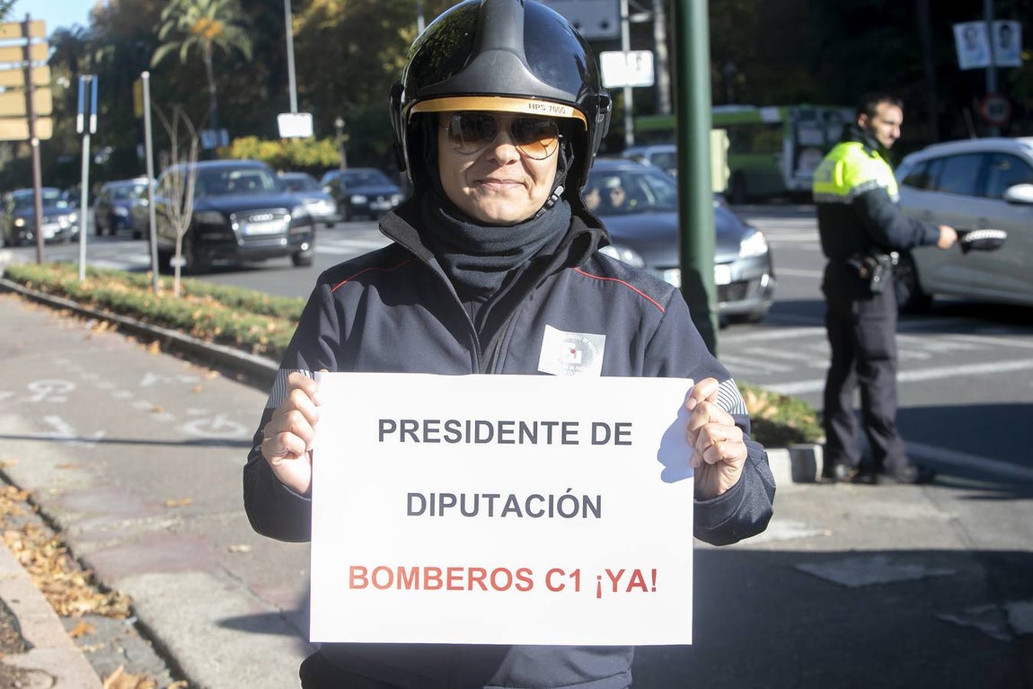 La protesta de los bomberos del Consorcio de Córdoba, en imágenes