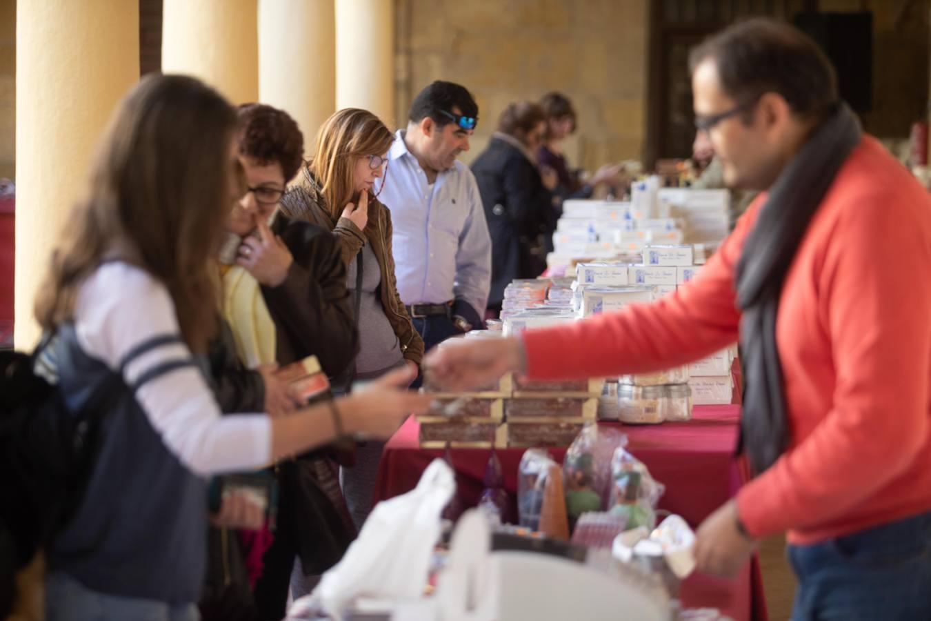 La muestra de dulces conventuales en el Obispado de Córdoba, en imágenes