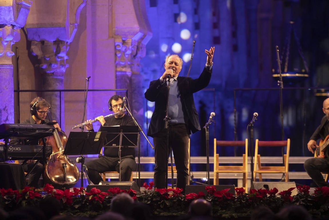 El concierto navideño de José Manuel Soto en la Mezquita-Catedral de Córdoba, en imágenes