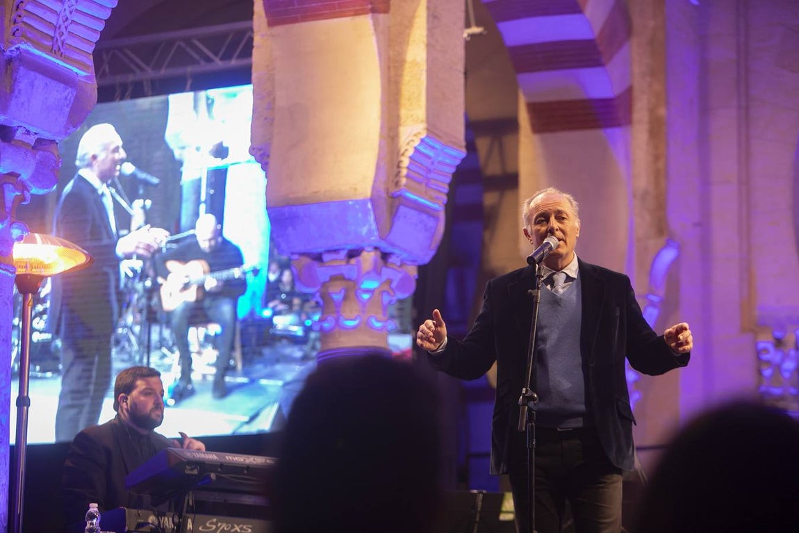 El concierto navideño de José Manuel Soto en la Mezquita-Catedral de Córdoba, en imágenes