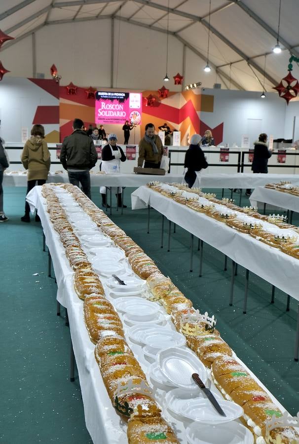 En imágenes, el roscón solidario de Andex en la Diputación