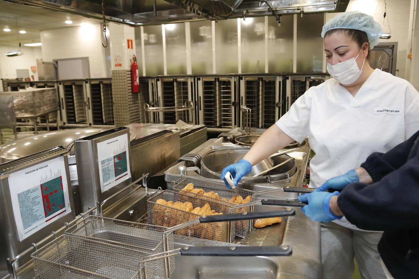 El nuevo tren de lavado de la cocina del Reina Sofía, en imágenes