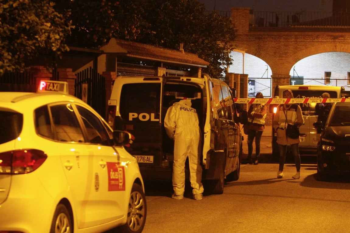 En imágenes, una víctima mortal por violencia de género en Dos Hermanas