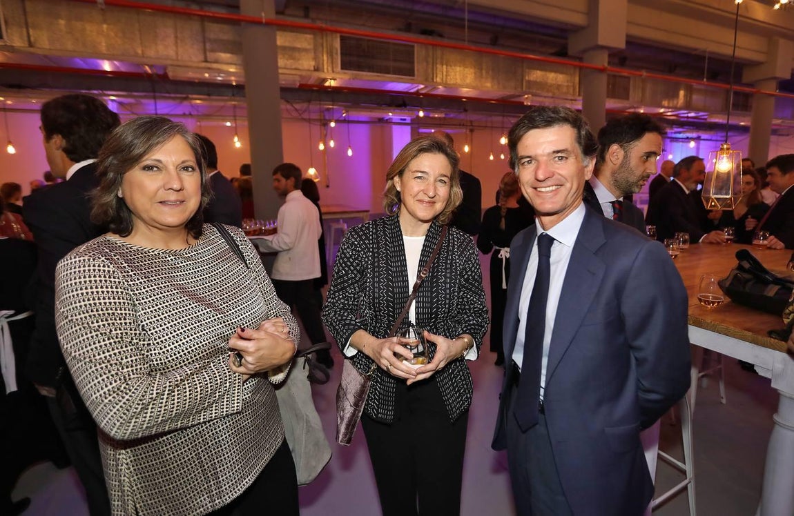 Inmaculada Trenado Delgado, Pilar Delgado y Rafael Fernández Cantillana