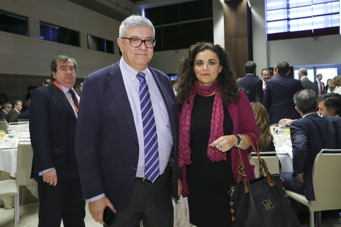 Miguel Herrera y Rocío Adorna