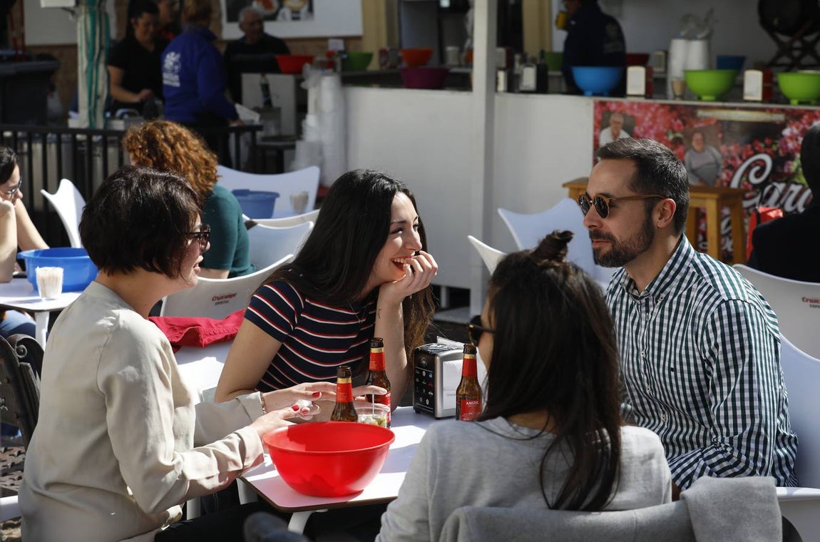 En imágenes, el arranque de la temporada de caracoles en Córdoba