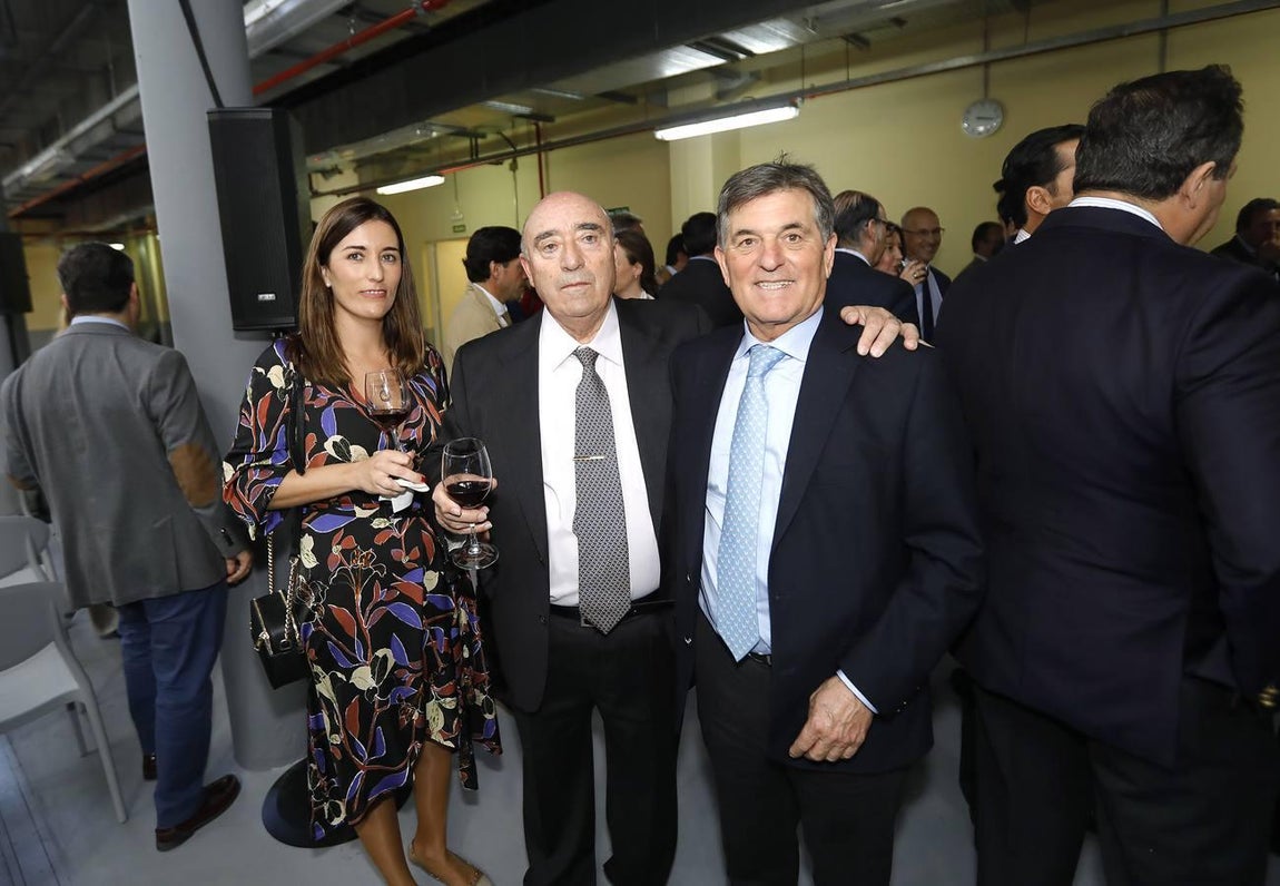 María Morales, Francisco Morales y Cristino Muñoz