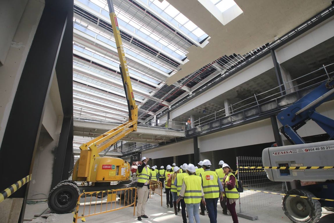 En imágenes, estado actual de las obras del centro comercial Lagoh de Palma Altas