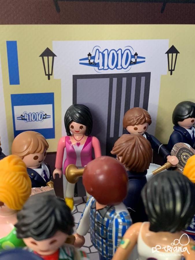 Los «playmobil» adelantan la Madrugada en Triana