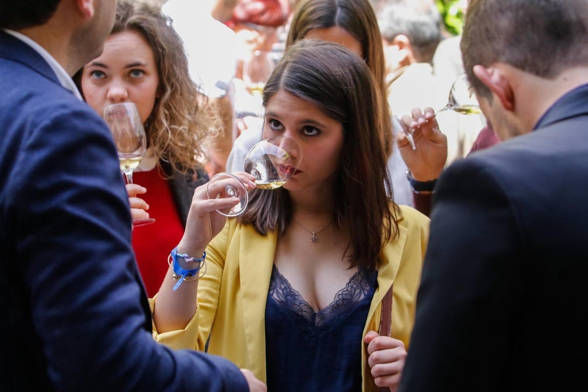 La cata de los mejores vinos de España en Bodegas Campos, en imágenes