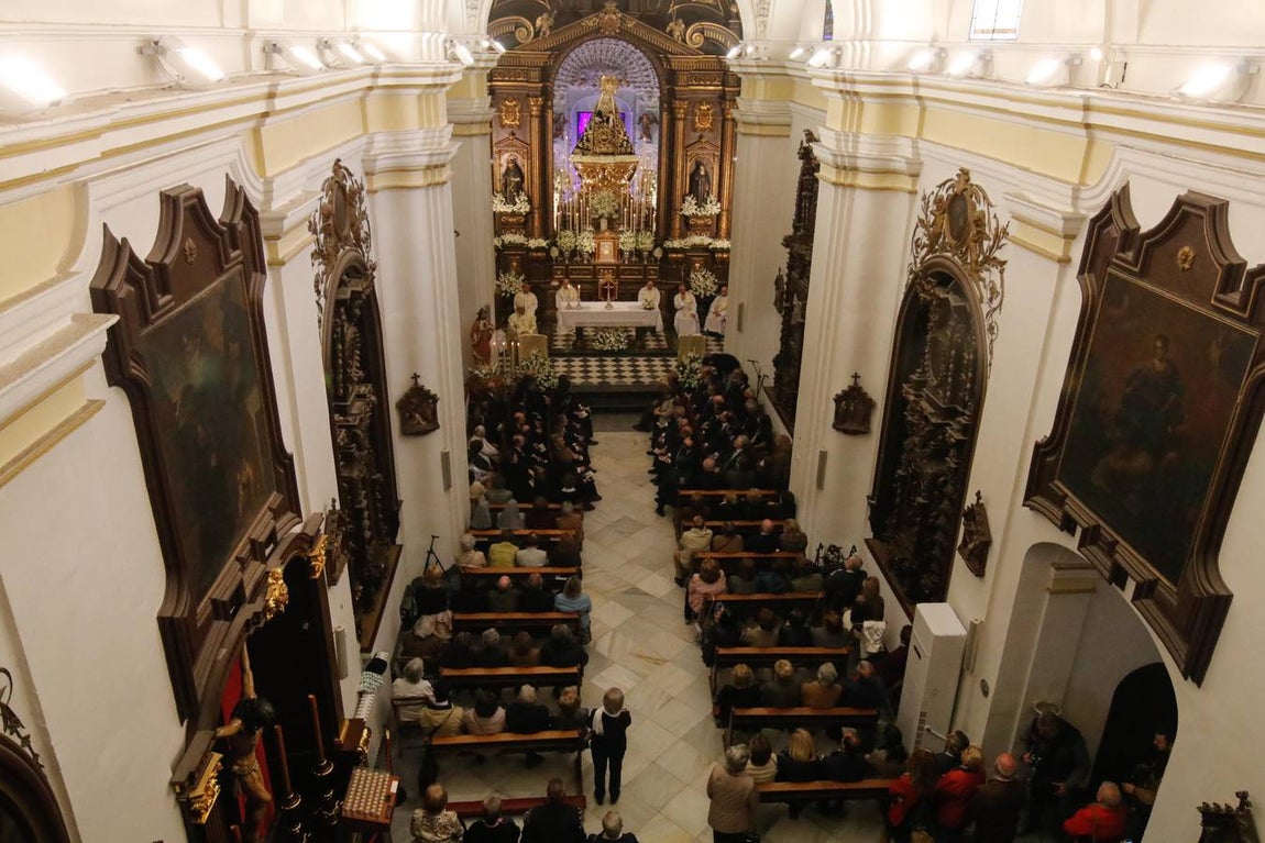 La devoción del Viernes de Dolores de Córdoba, en imágenes