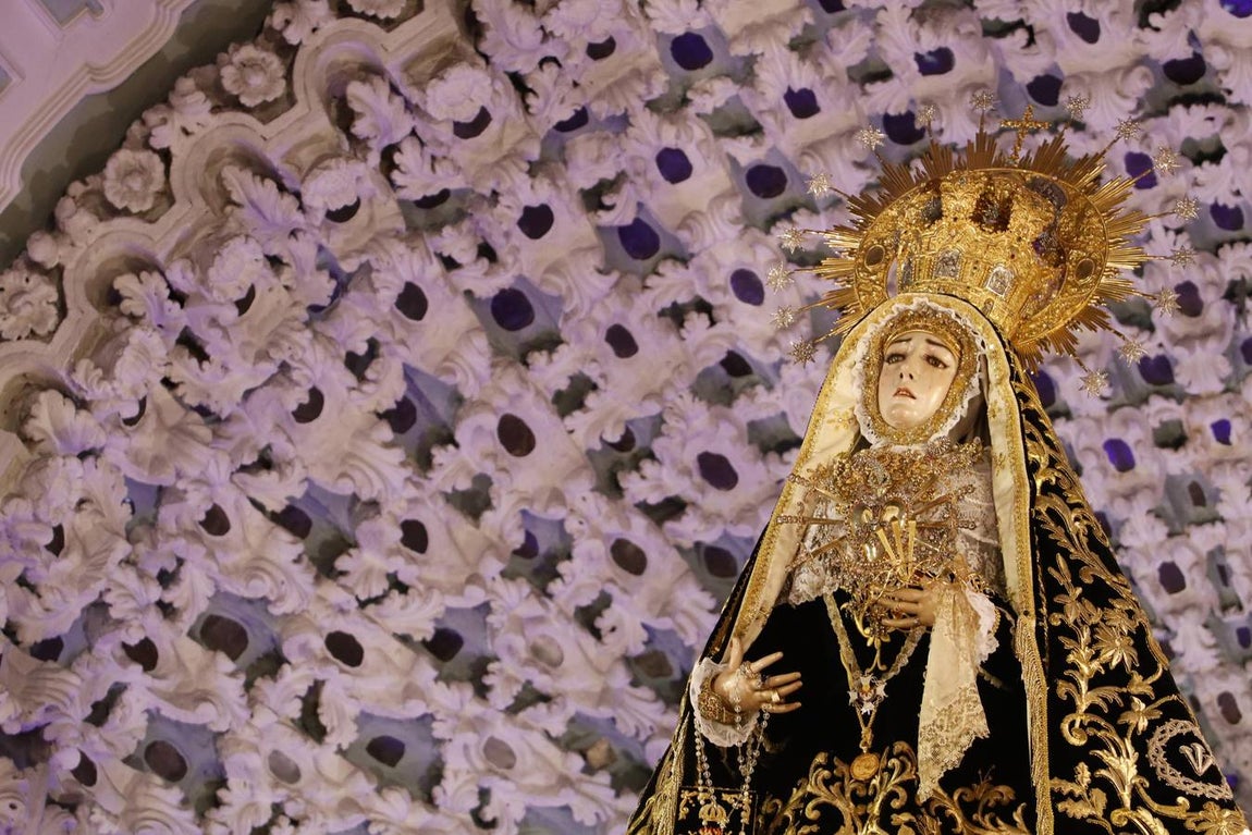 La devoción del Viernes de Dolores de Córdoba, en imágenes