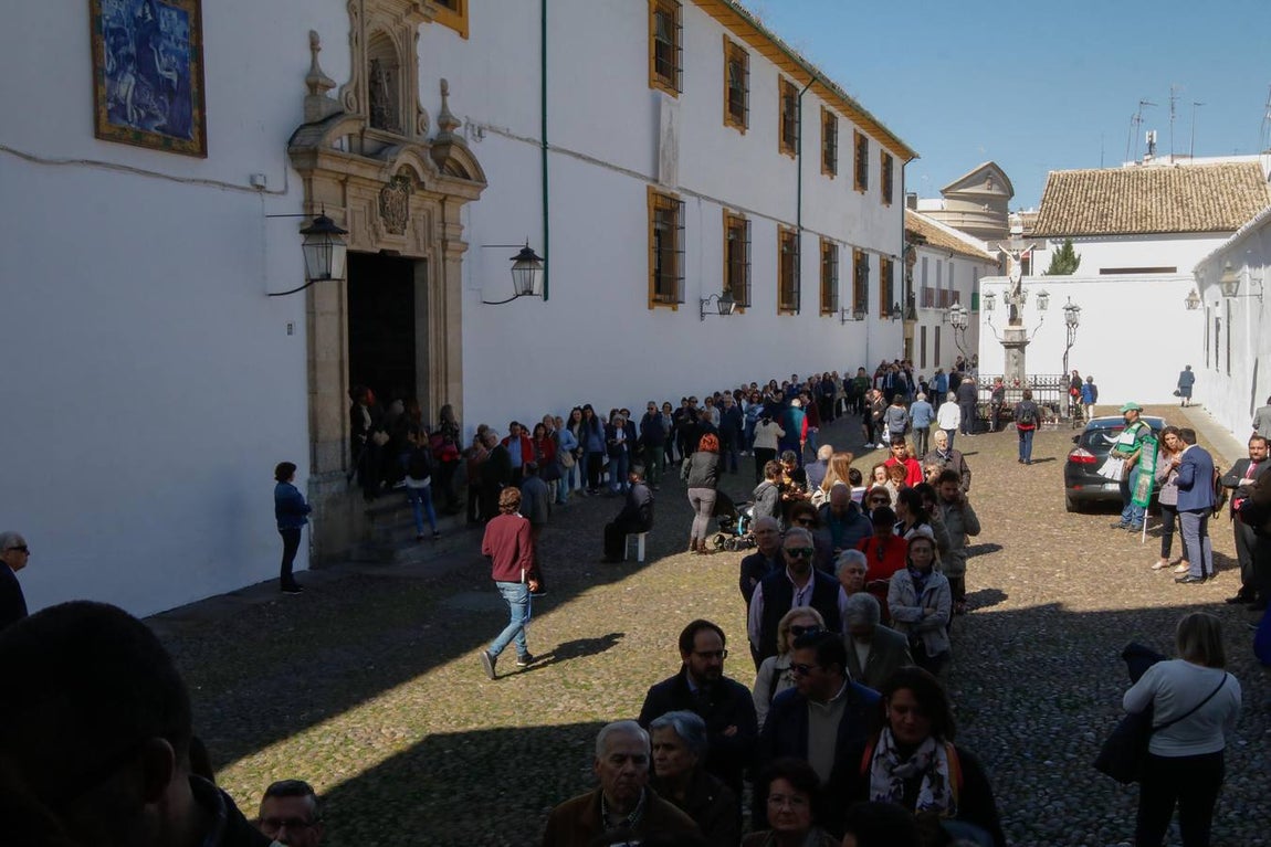 La devoción del Viernes de Dolores de Córdoba, en imágenes