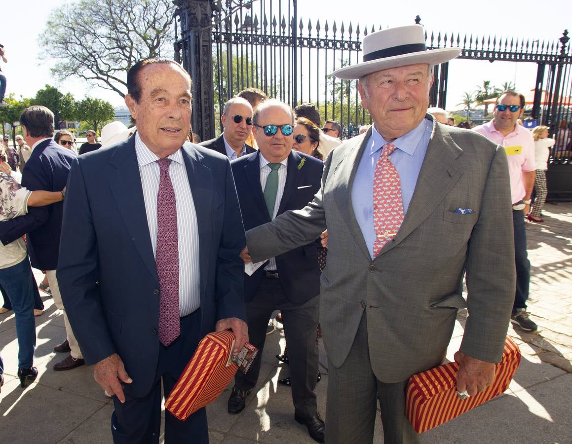 Puerta del Príncipe de la primera corrida del ciclo continuado de festejos en Sevilla, en imágenes