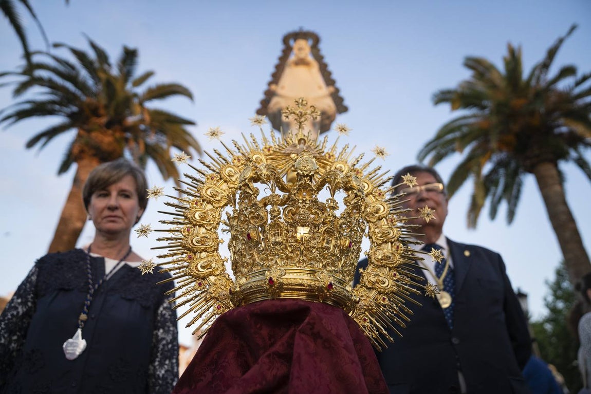 En imágenes, el acto de bendición a la Corona de Amor