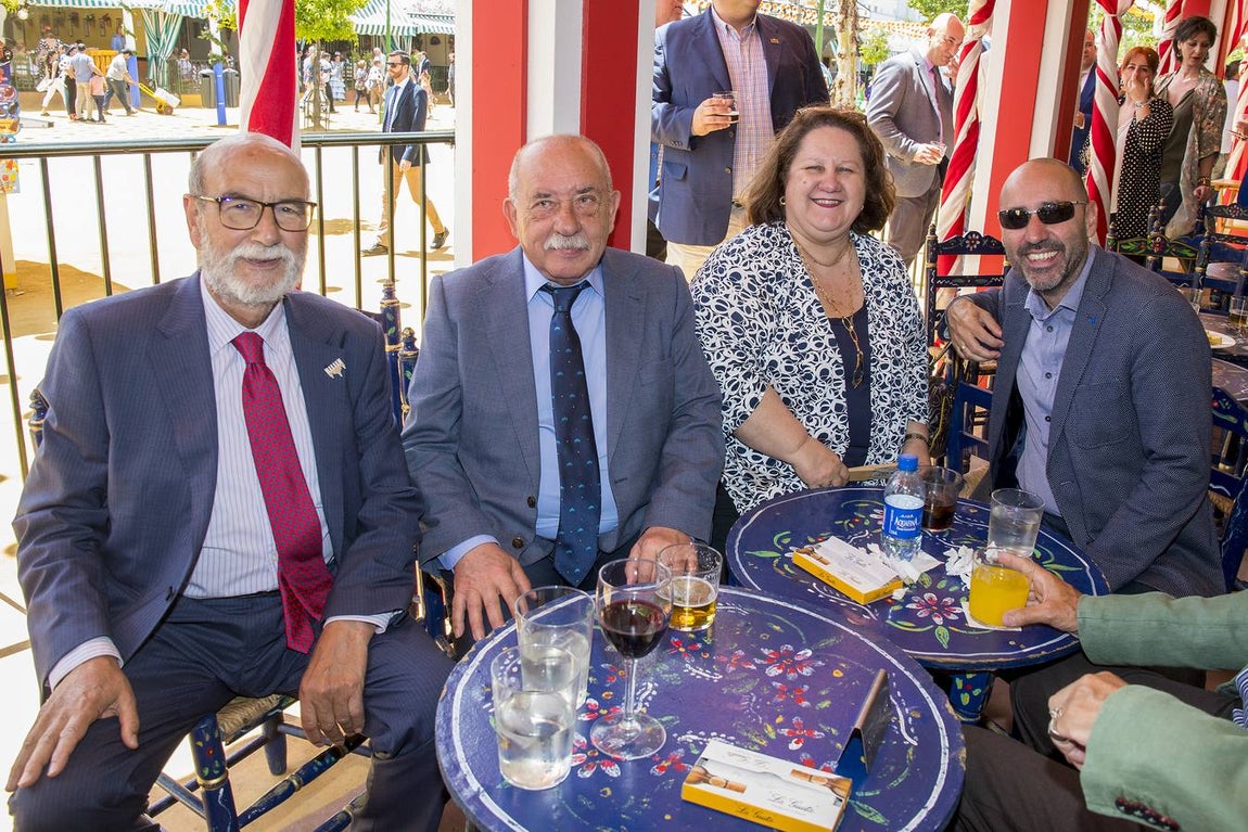 En imágenes, las recepciones del día festivo de la Feria Sevilla 2019