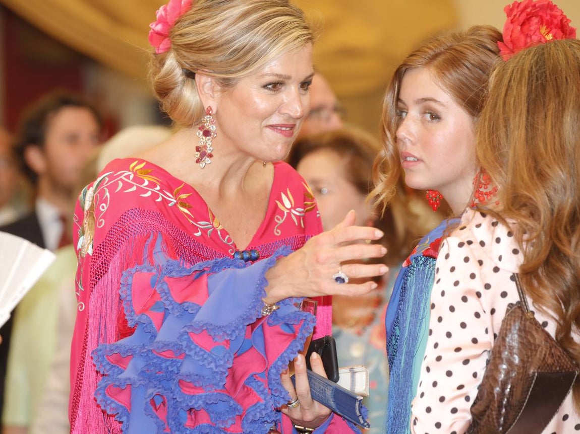 La Familia Real holandesa en el real de la Feria de Sevilla